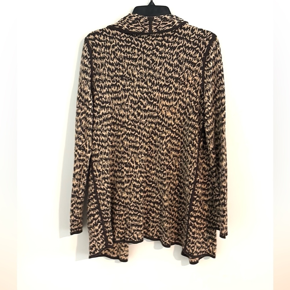 Cardigan Sweater Size L Lightweight Animal Print Brown &‎ Tan Charter Club
